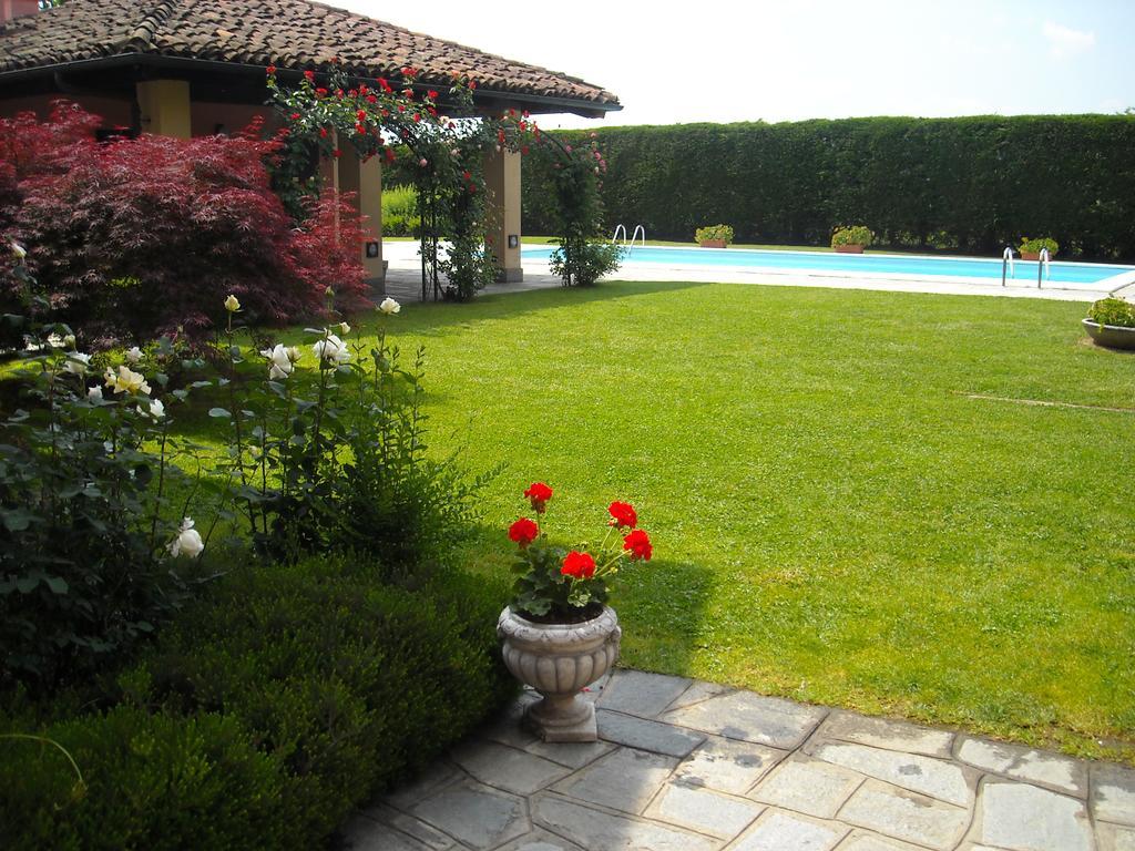 Torre Dei Frati Bed & Breakfast Fossano Exterior foto